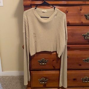 Size XL Crop too long sleeve cream color